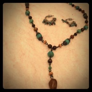 Necklace and earrings set